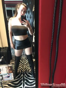 Maitresse angelik dans son donjon a paris 01